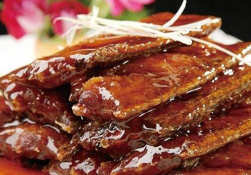 红烧带鱼最正宗的做法 和什么搭配吃最好